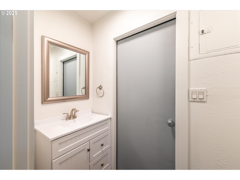 Attached Bathroom #2