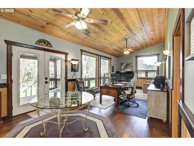 Living Room/Dining Room