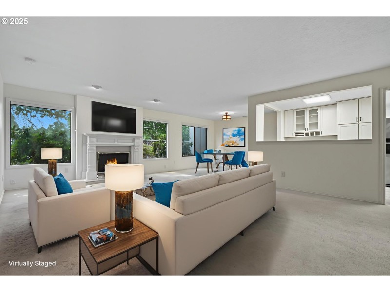 Living Room/Dining Room