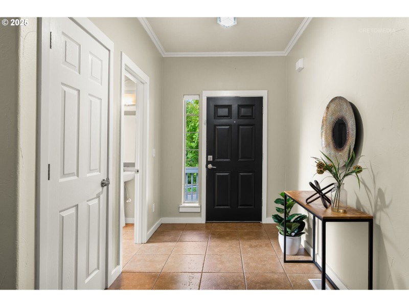 Entrance/Foyer