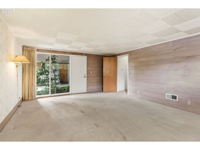 Owner's Suite Bedroom