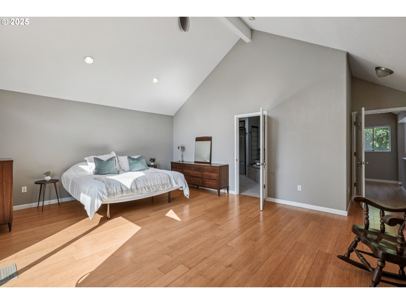 Bedroom, Owner's Suite