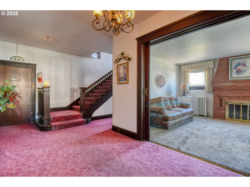 Entrance/Foyer