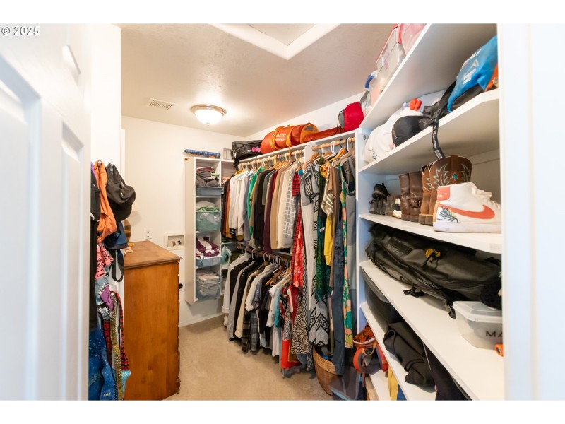 Bedroom, Owner's Suite