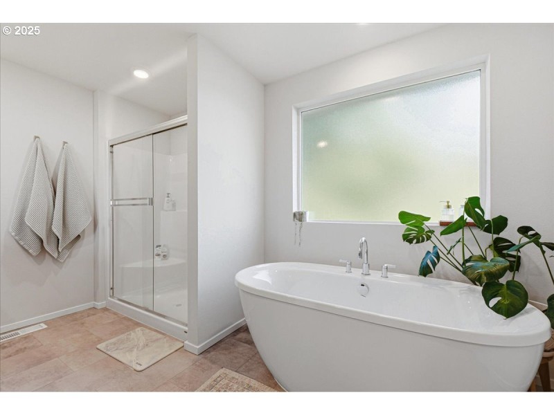 Owner's Suite Bathroom