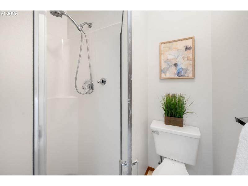 Owner's Suite Bathroom