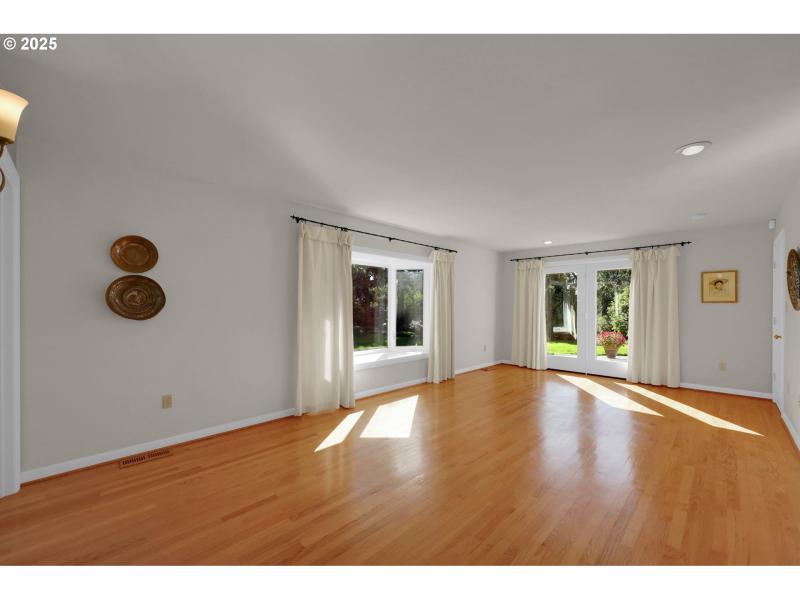 Bedroom, Owner's Suite