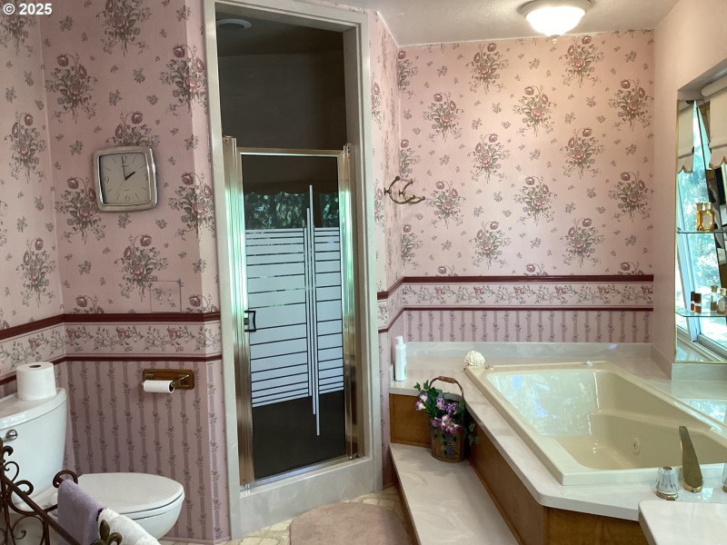 Owner's Suite Bathroom