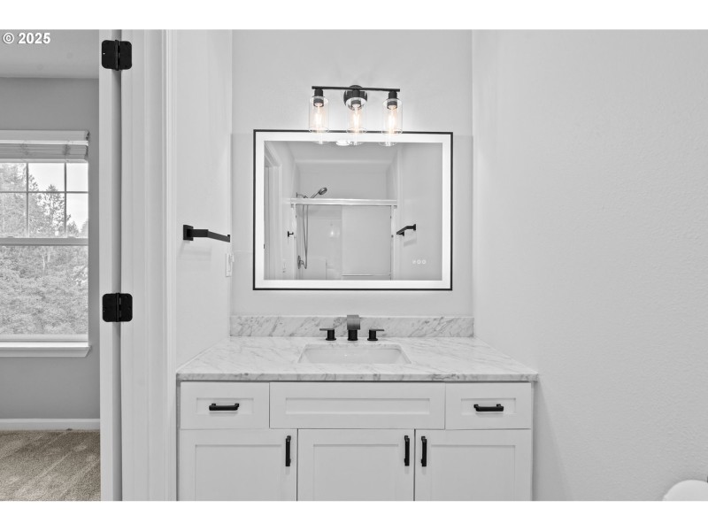 Owner's Suite Bathroom