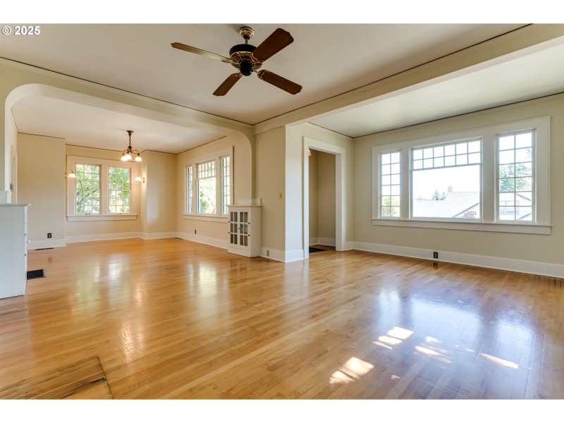Living Room/Dining Room