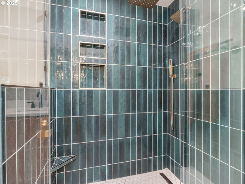 Owner's Suite Bathroom