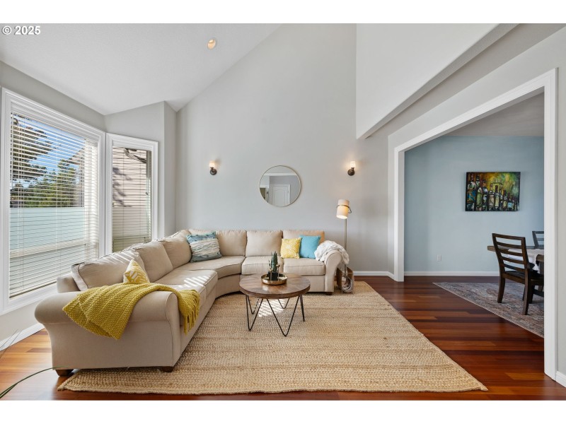 Living Room/Dining Room