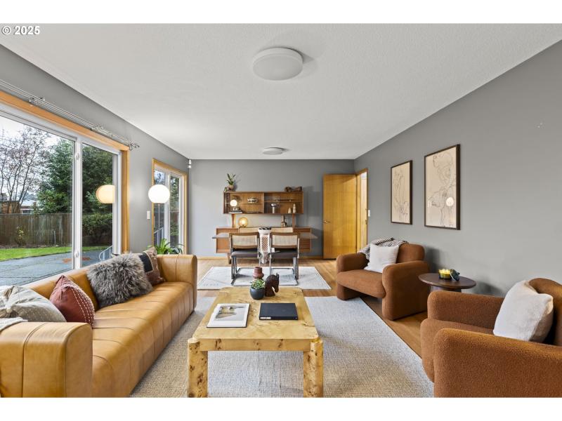 Living Room/Dining Room