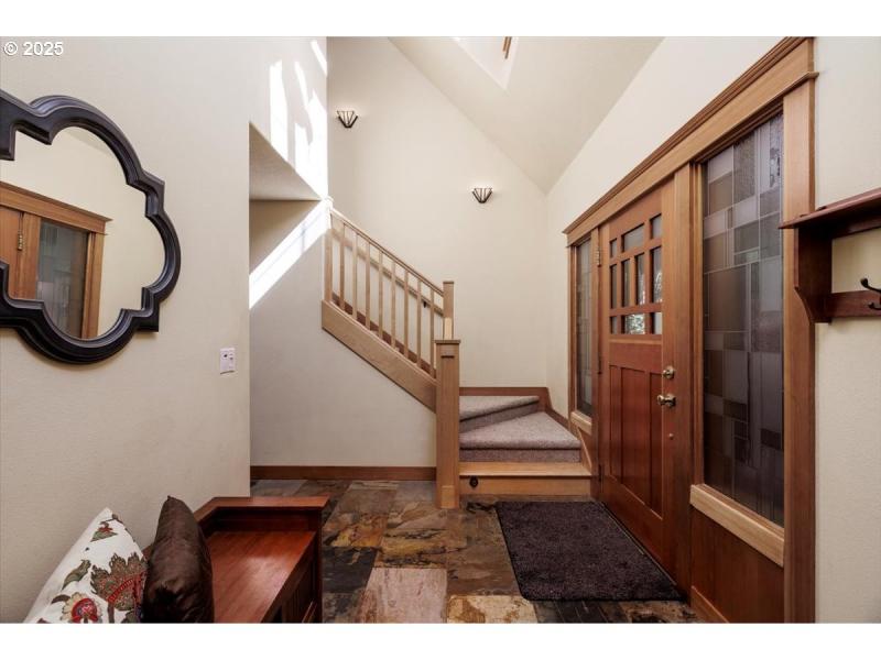 Entrance/Foyer