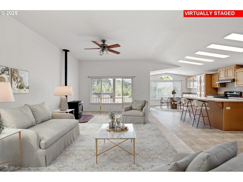 Kitchen/Family Room