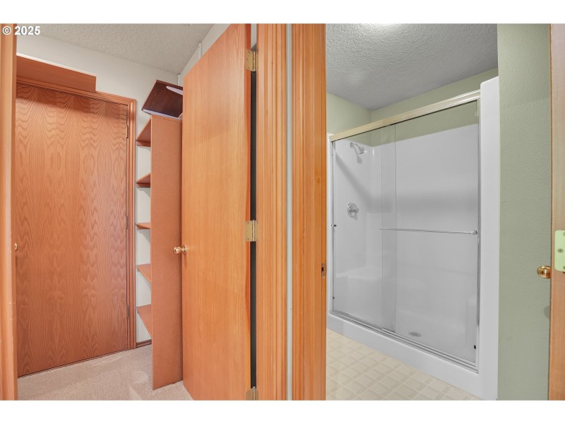 Bathroom, Attached