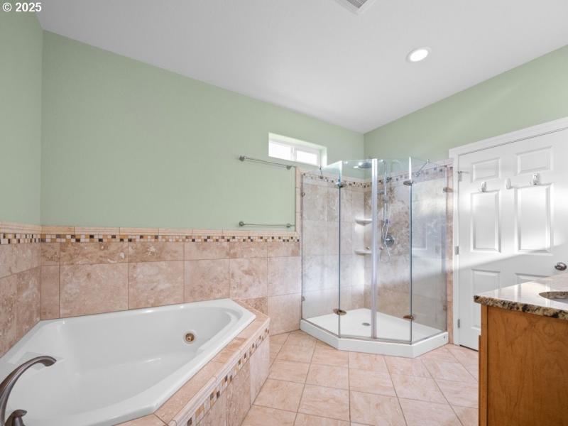 Bathroom, Attached