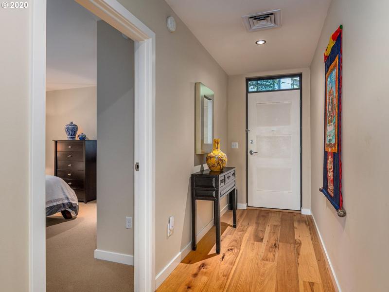 Entrance/Foyer