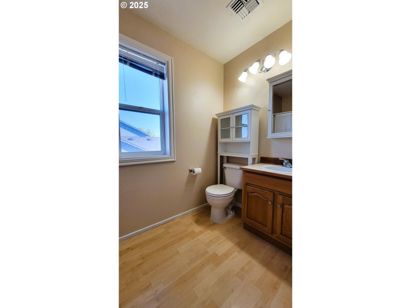Bathroom, Attached