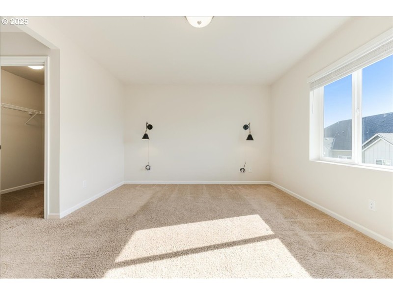 Bedroom, Primary