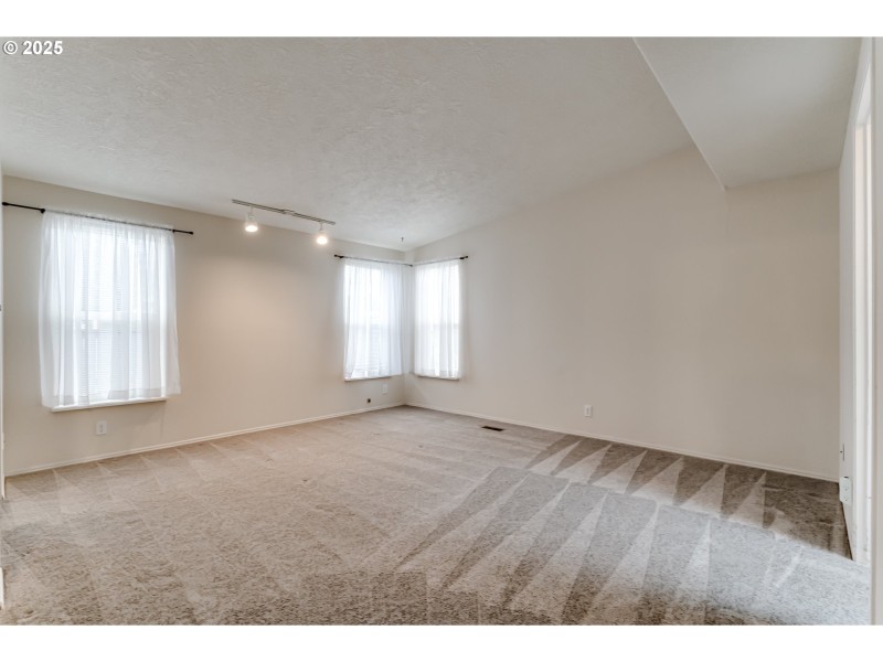 Bedroom, Owner's Suite