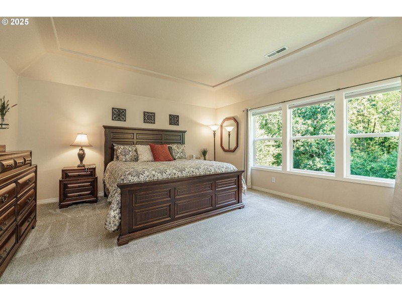 Bedroom, Primary