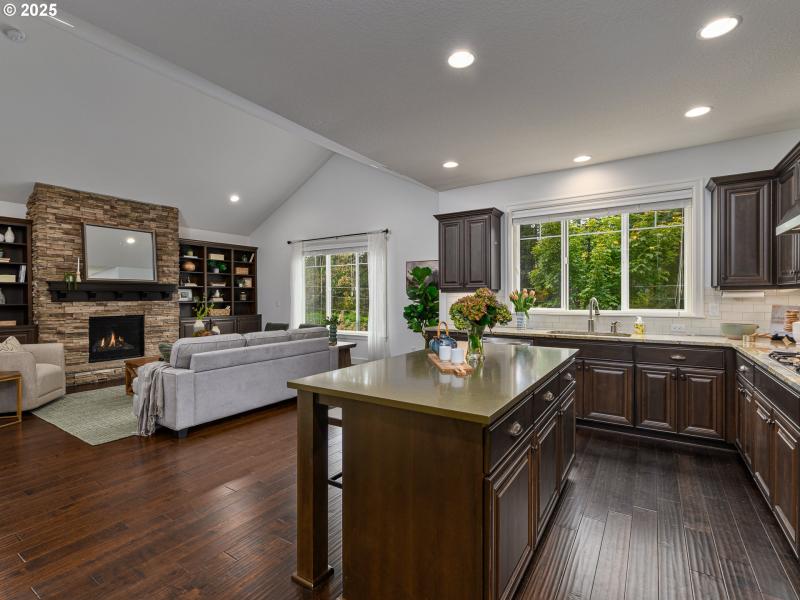 Kitchen/Living Room