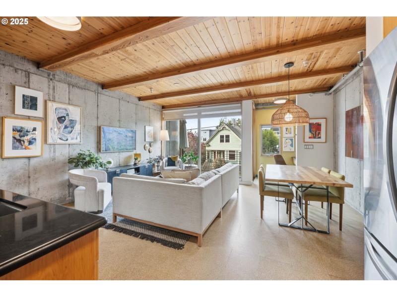 Living Room/Dining Room