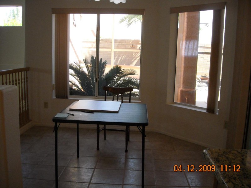 Kitchen Eating Area