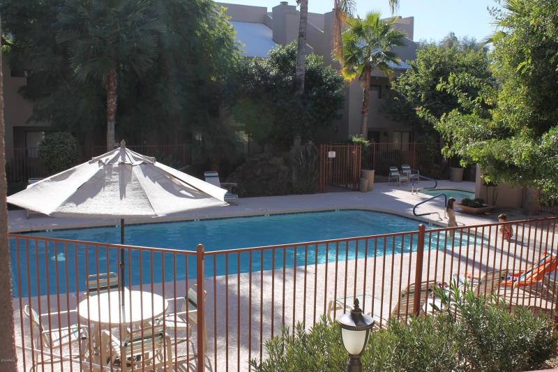 Community Pool & Spa