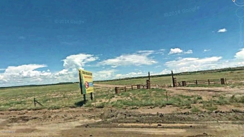 Sierra Highlands Entrance