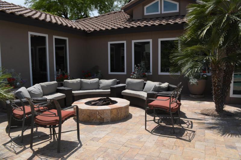 Firepit and seating by Pool