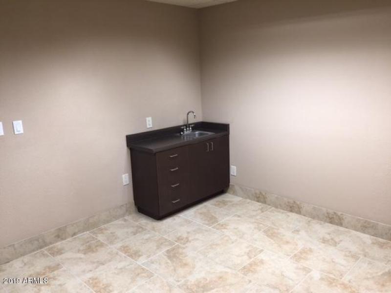 SINKS (Suites H, I, J, K & L)