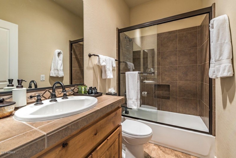 Encore - guest bathroom