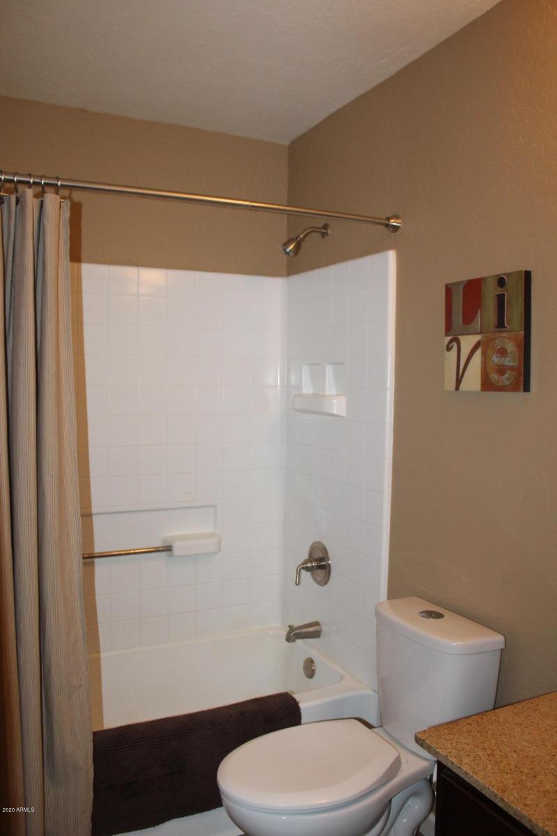 Guest Bath with Tub