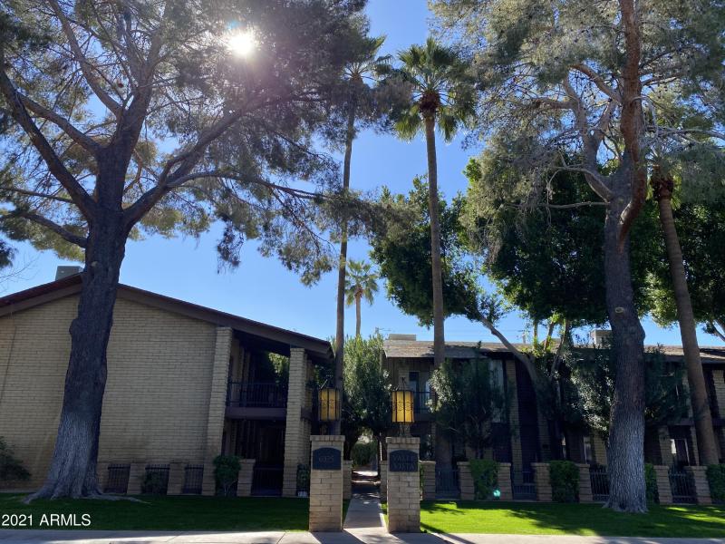 Valle Vista Community