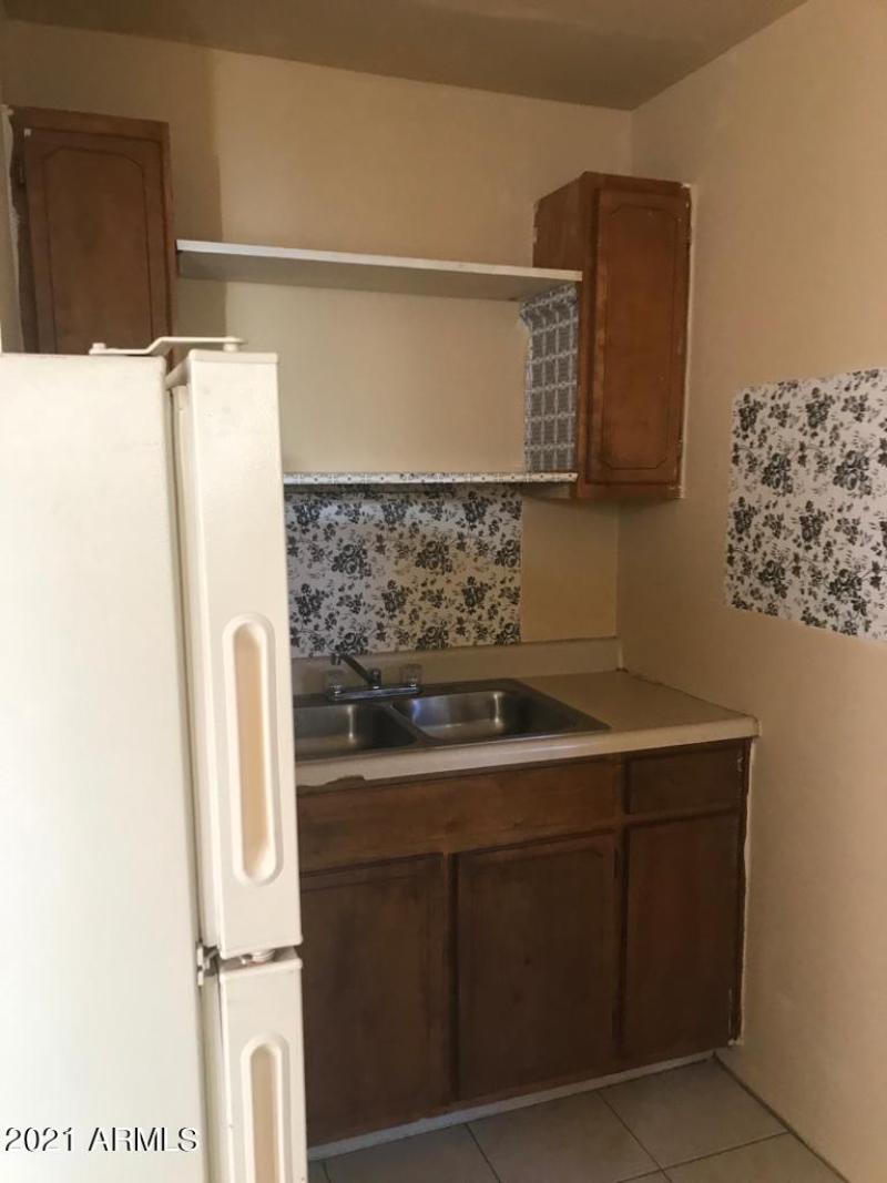 165 10th studio kitchen