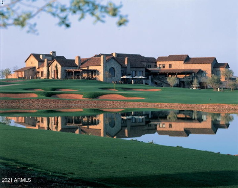 Clubhouse Private