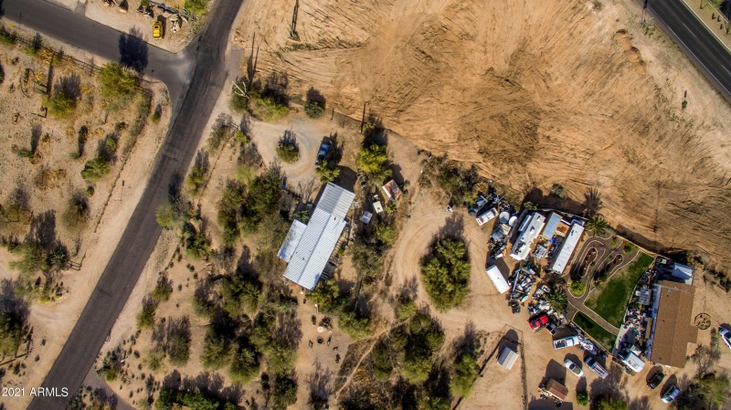 direct overhead aerial (1 of 1)