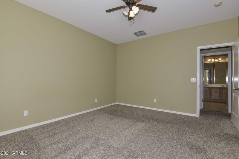4th Bedroom2