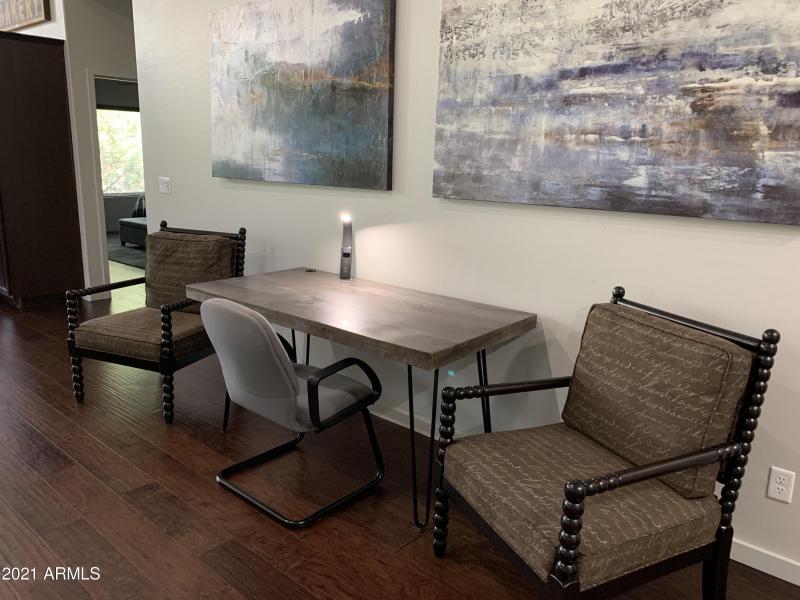 5411 N Saint Andrews Dr