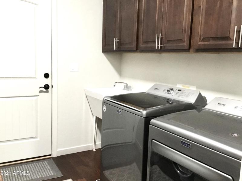 5411 N Saint Andrews Dr