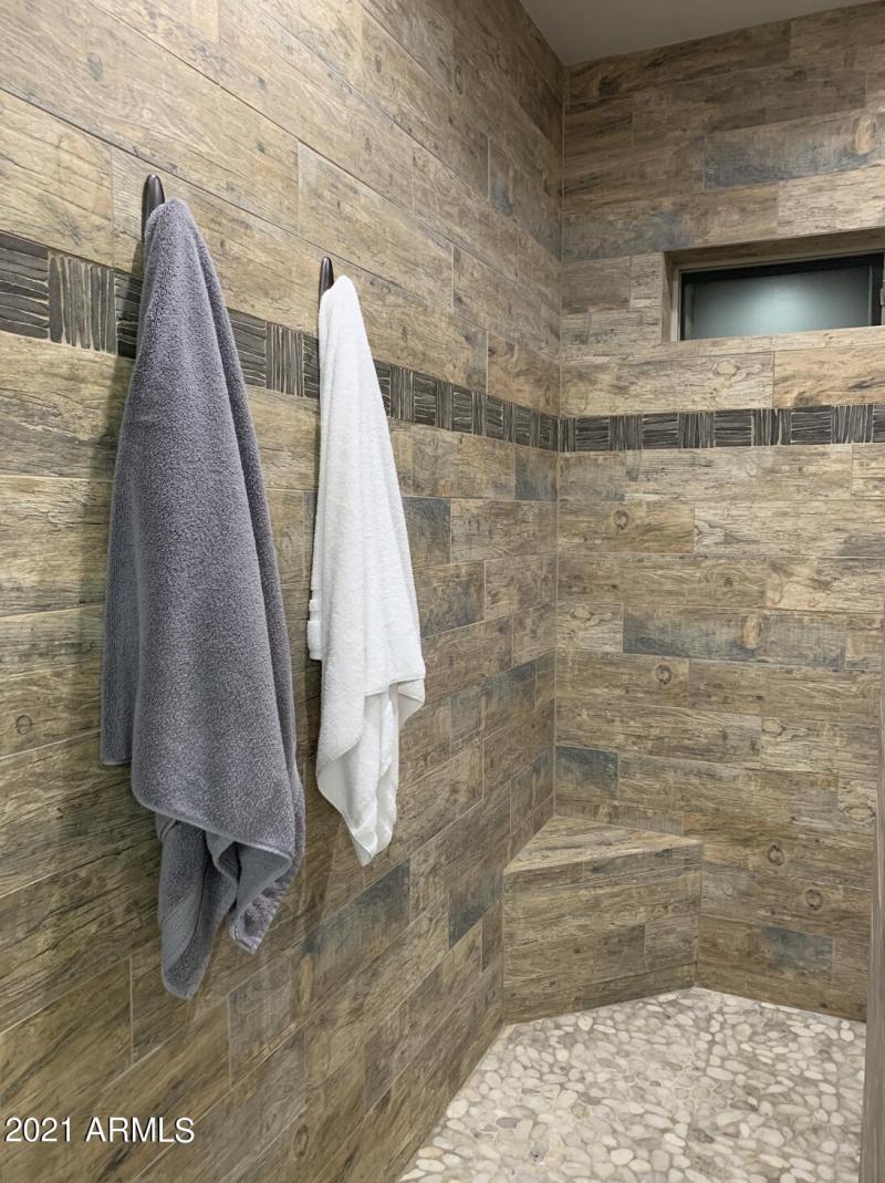 5411 N Saint Andrews Dr