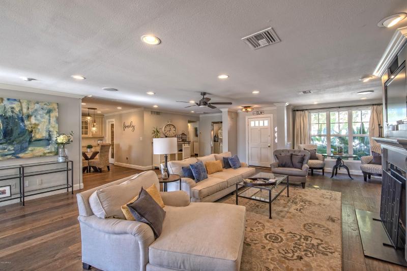 003_Beauitful Open Floorplan