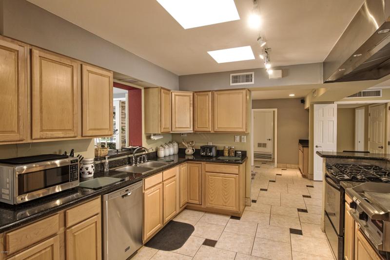 006_Upgraded Kitchen