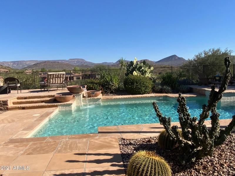 41609 N Signal Hill Ct