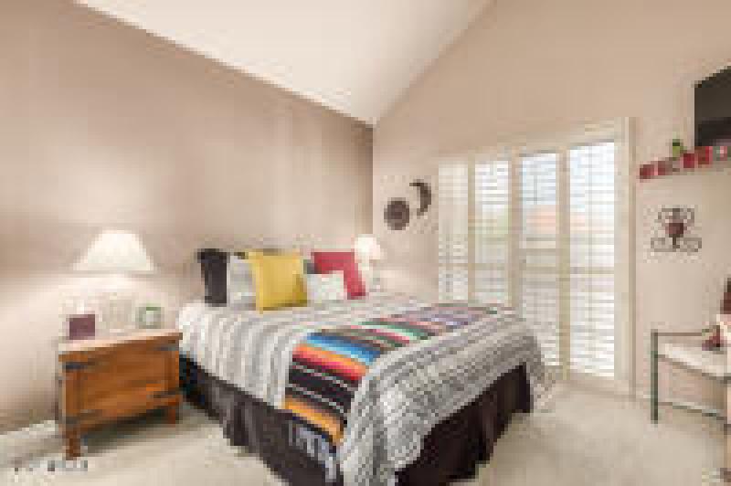 1187-2nd guest bedroom