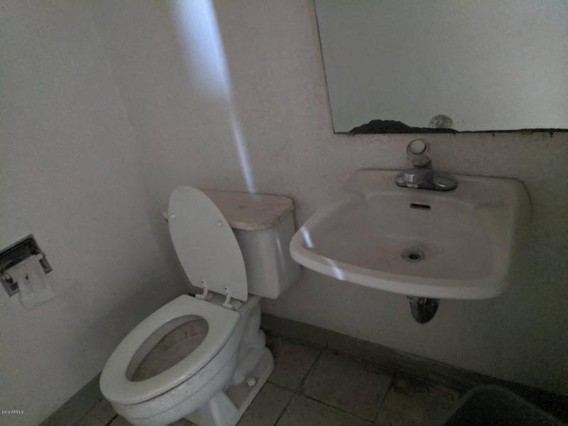 Warehouse 2nd bathroom