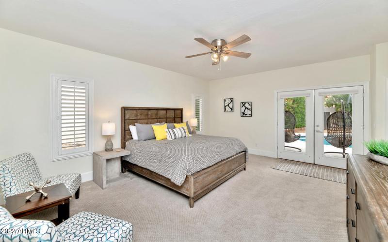 12823 N 78th St-large-013-002-12823 N 78