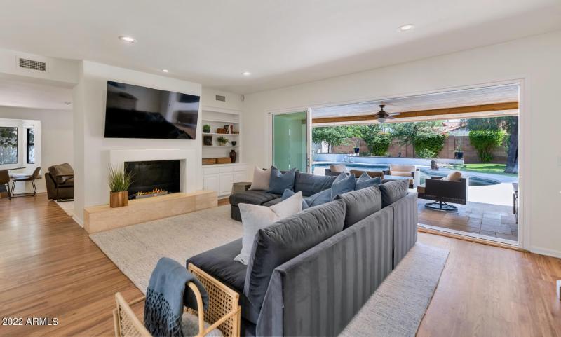 4219 N 62nd St-large-008-026-4219 N 62nd